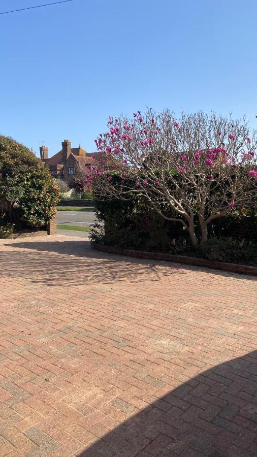 Beautiful Bexhill Cottage With Garden 3 Mins Walk To Beach Bexhill-on-Sea Exterior foto